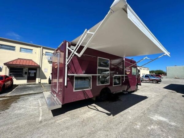 Food truck for sale - Image 3