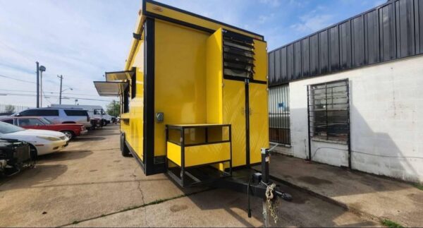 Beautiful 8x18ft Black food trailer with  equipment - Image 2