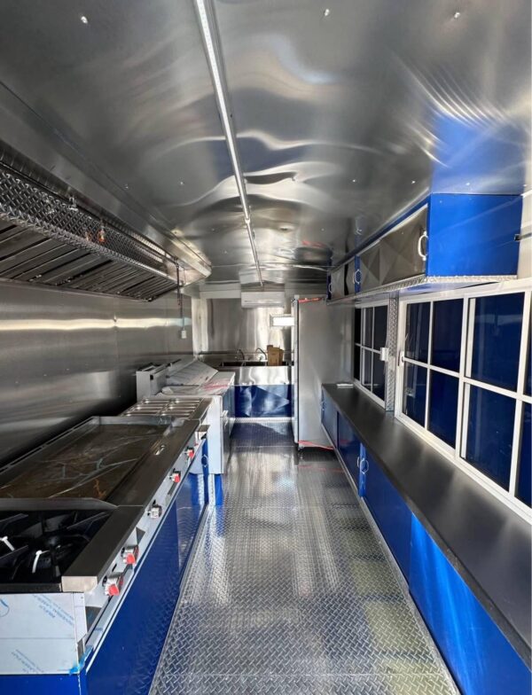 Food truck trailer fully equiped - Image 8