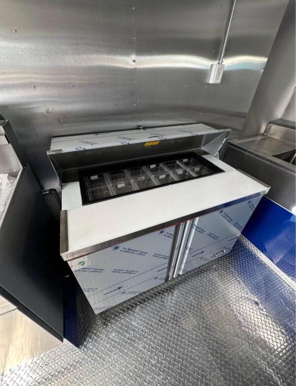 Food truck trailer fully equiped - Image 12