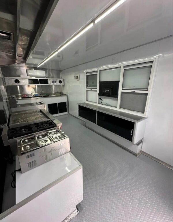 Beautiful 8x18ft Black food trailer with the following equipment - Image 5
