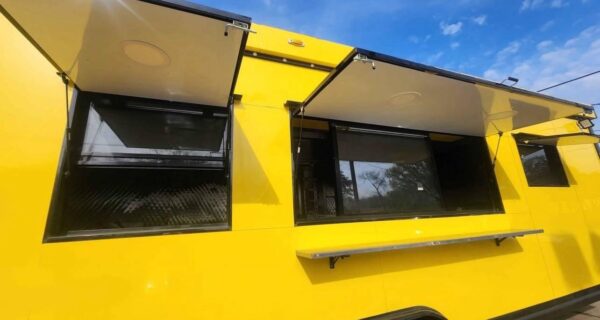 Beautiful 8x18ft Black food trailer with  equipment - Image 9