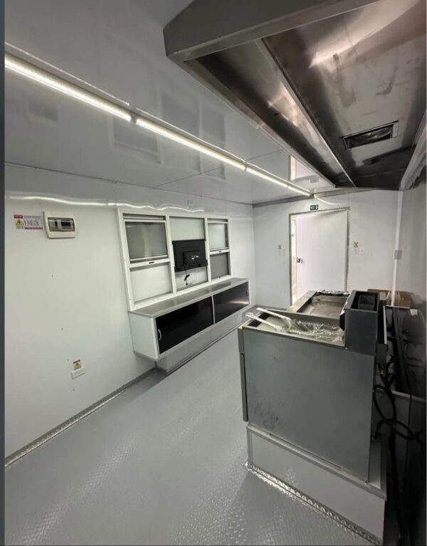 Beautiful 8x18ft Black food trailer with the following equipment - Image 8
