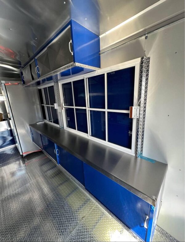Food truck trailer fully equiped - Image 15